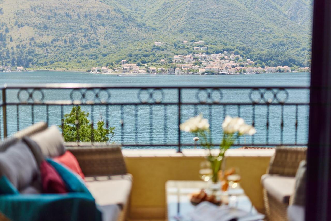 Appartamento Iva'S Sea View Balcony Cattaro Esterno foto