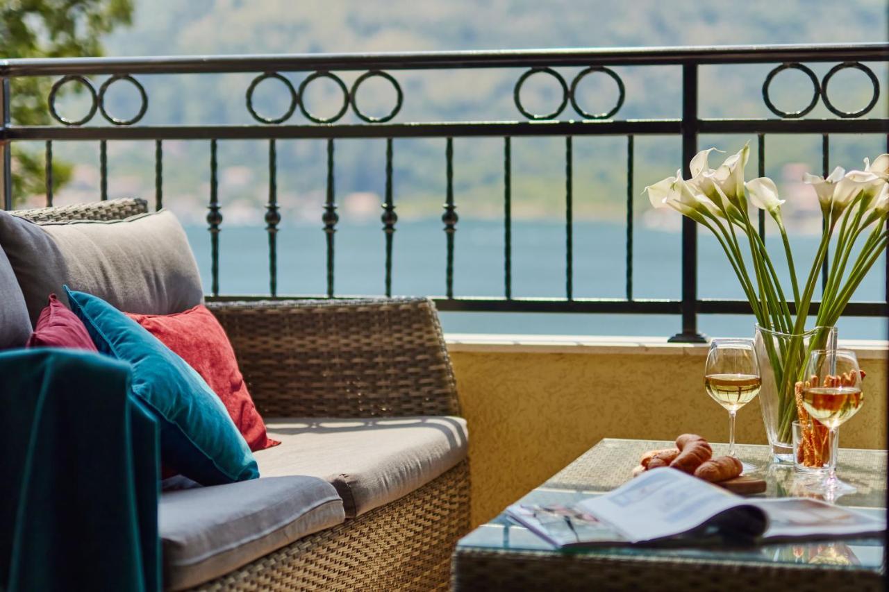 Appartamento Iva'S Sea View Balcony Cattaro Esterno foto